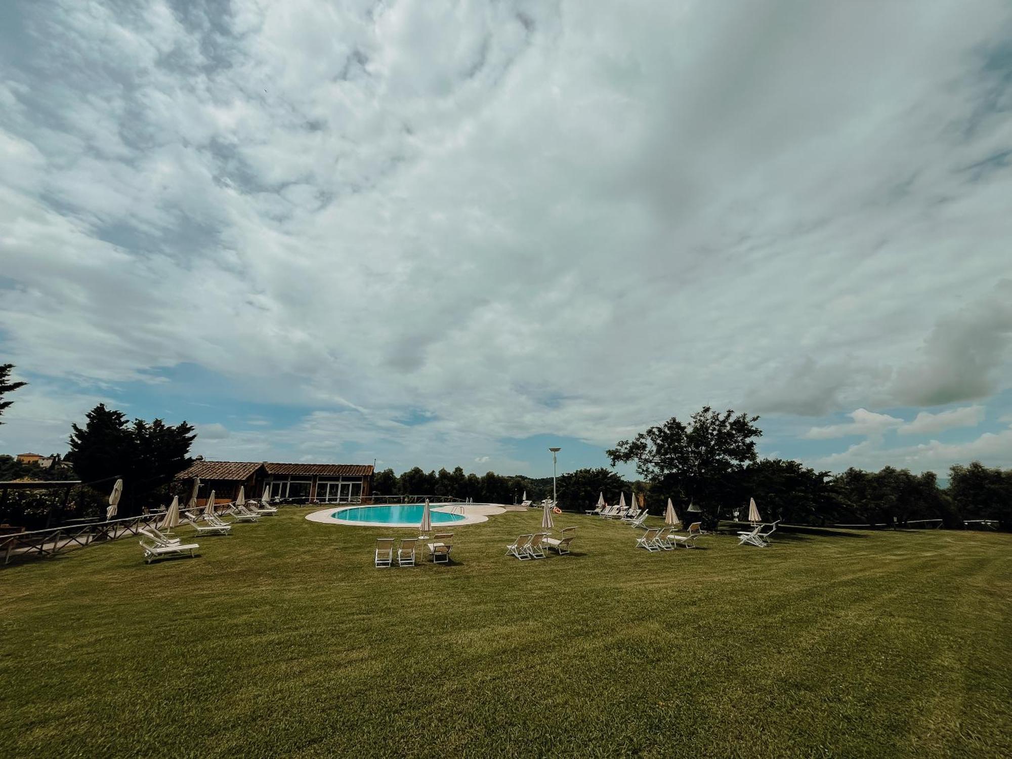 Fattoria Di Colleoli Guest House Exterior photo